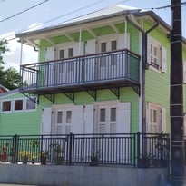 Présentation d'une maison de type colonial centenaire